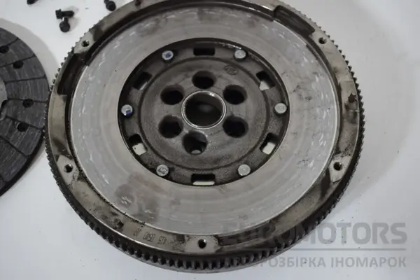 Двомасовий маховик (комплект зчеплення) VW Transporter 2.0 TDI (T5) 2003-2015 415054010 it-16029 Дизель - 2