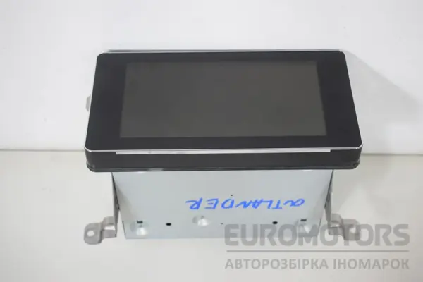 Монитор Mitsubishi Outlander 2.2tdi 2012 8740A022 it-16063 Дизель - 2