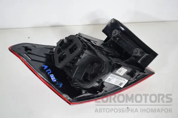 Правий задній ліхтар Seat Arona 1.6 2017-2021 6F9945208B it-16107 Дизель - 2
