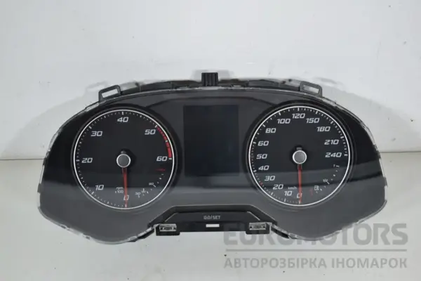 Приборная панель Seat Arona 1.6 2017-2021 6F0920741C it-16112 Дизель euromotors.com.ua