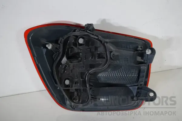 Правый задний фонарь BMW 1 2.0tdi (F20) 2010 63217270096 it-16175 Дизель - 3