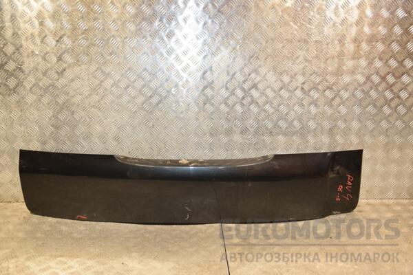 Накладка крышки багажника нижняя (дефект) Toyota Rav 4 2006-2013 120L005069 430527 euromotors.com.ua