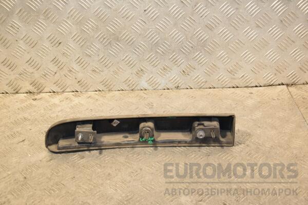 Накладка двери правой распашной Renault Logan 2005-2014 8200490254 430692 - 2