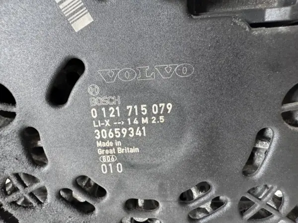 Генератор переменного тока Volvo XC60 2.4tdi (Bi-turbo) 2008 30659341 it-12290 Дизель - 4