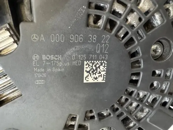 Генератор змінного струму Mercedes A-class 1.5cdi (W176) 2012-2018 A0009063822 it-12379 Дизель - 4