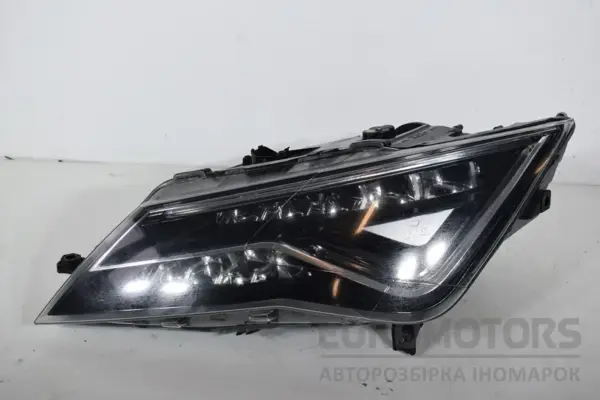 Левая светодиодная фара Seat Leon 2.0 TDI 2013 5F1941007J it-16217 Дизель euromotors.com.ua
