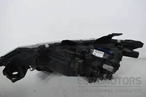 Ліва біксенонова фара Mitsubishi Outlander 2.2tdi 2012 8301CB64 it-16218 Дизель - 3