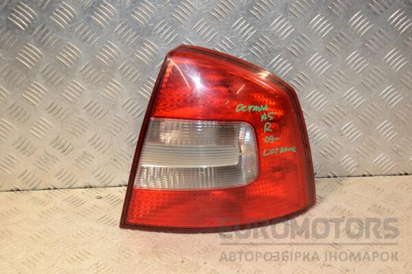 Ліхтар правий ліфтбек 09- Skoda Octavia (A5) 2004-2013 1Z5945096B 432217 euromotors.com.ua