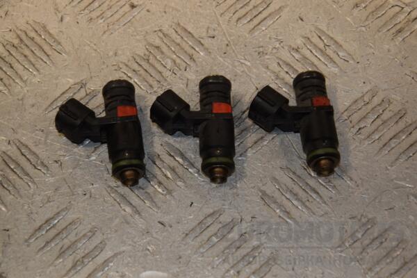 Форсунка бензин электрическая Skoda Fabia 1.2 12V 2007-2014 03E906031A 432239 euromotors.com.ua