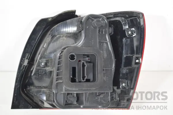 Лівий світлодіодний задній ліхтар VW Polo 1.0 2009-2016 6R0945095AH it-16350 Бензин - 2