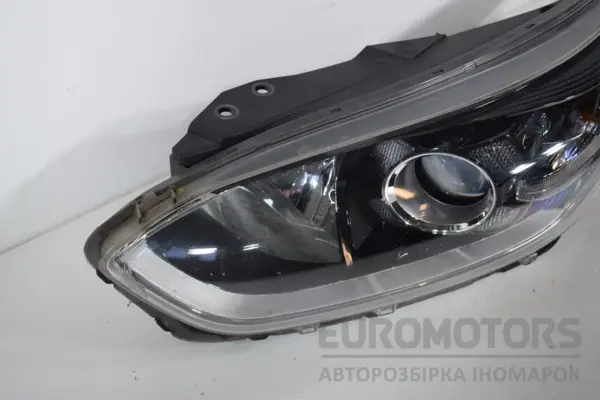 Левая ксеноновая фара Kia Ceed 2018 92101J7050 it-16356 Бензин - 2