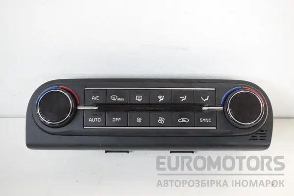 Блок керування кондиціонером Kia Ceed 2018 97250J7300 it-16360 Бензин euromotors.com.ua