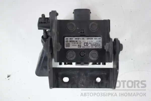 Радарний датчик Distronic Nissan Pulsar 1.5 DCI 2014 0203301067 it-16382 Дизель - 2