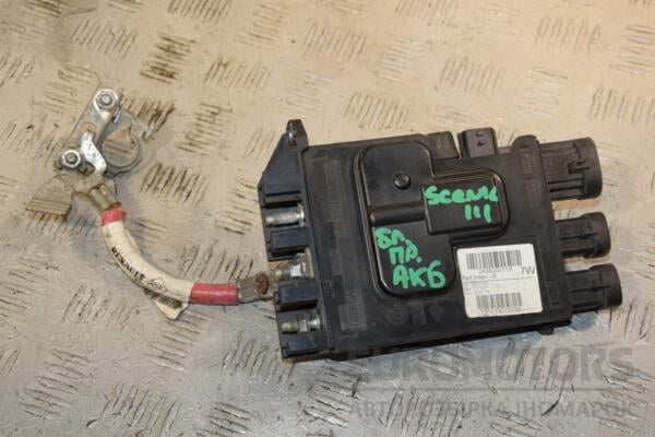Блок предохранителей АКБ Renault Scenic (III) 2009-2015 243800011R 433319 euromotors.com.ua