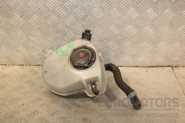 Бачок расширительный (дефект) Audi A3 2.5tfsi (8Y) 2020 5WA121407F 433914 euromotors.com.ua