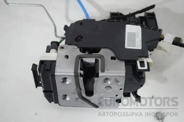 Замок лівих задніх дверей Mercedes B-class 1.6 (W246) 2012 A2047302735 it-16549 Бензин - 4