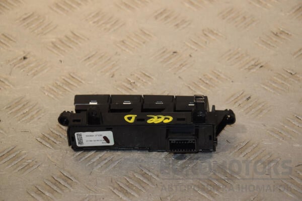 Блок кнопок Kia Ceed 2018 93300J7100 436631 - 2