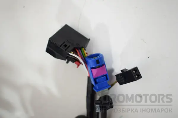 Праве дзеркало 11+2+1 PIN Seat Ateca 2.0 TDI 2016 it-16645 Дизель - 5