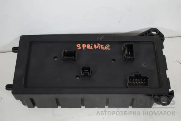 Блок запобіжників Mercedes Sprinter 2.2 CDI (906) 2006-2017 it-16670 Дизель - 2