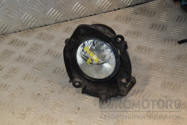 Фара противотуманная правая Toyota Yaris 2006-2011 812100D041 437121 euromotors.com.ua