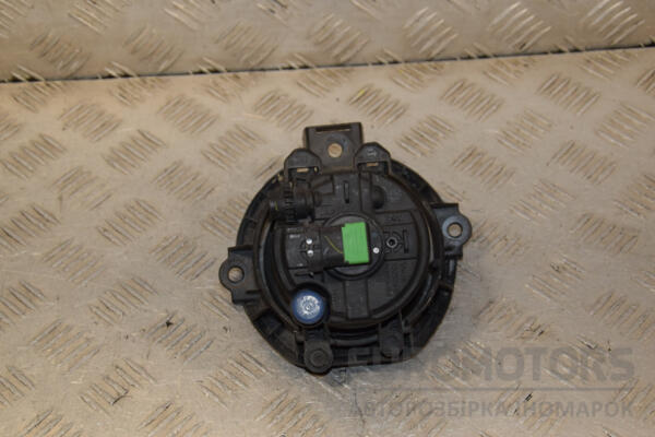 Фара противотуманная правая Toyota Yaris 2006-2011 812100D041 437121 - 2