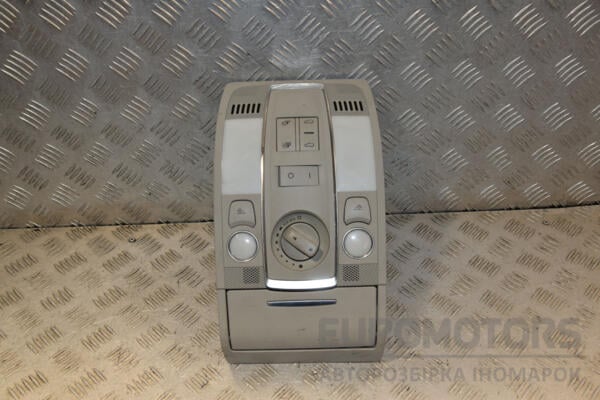 Плафон салона передний Audi Q7 (4L) 2005-2015 4L0947135Q 437857 euromotors.com.ua