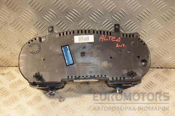 Панель приборов Seat Altea 2004-2015 5P0920811A 437924 - 2