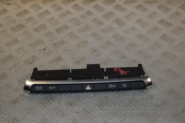 Блок кнопок аварийка Audi A3 (8V) 2013-2020 8V0925301JB 437931 euromotors.com.ua