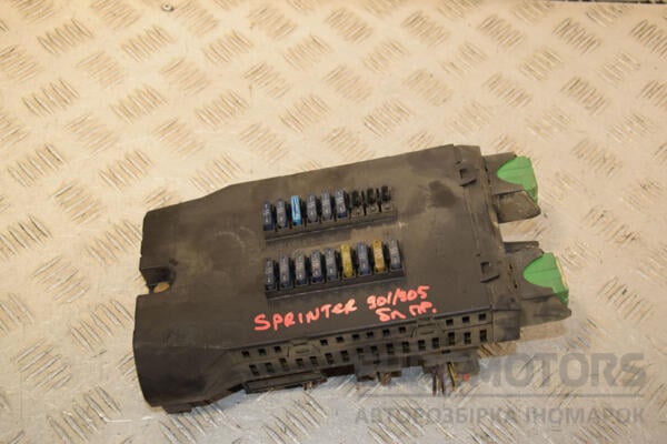 Блок предохранителей Mercedes Sprinter (901/905) 1995-2006 A0005400950 437945 euromotors.com.ua