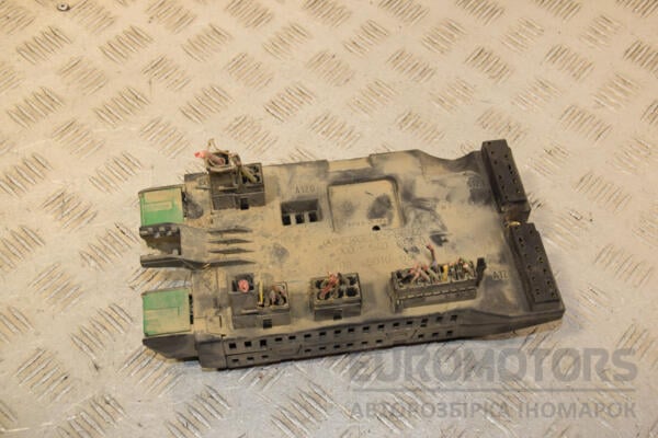Блок предохранителей Mercedes Sprinter (901/905) 1995-2006 A0005400950 437945 - 2