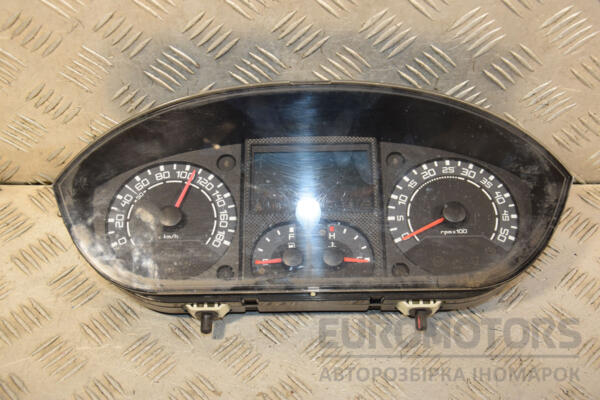 Панель приборов Iveco Daily 2.3hpi (E4) 2006-2011 69500156 437951 euromotors.com.ua