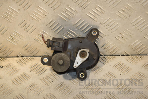 Моторчик приводу заслінок Mercedes C-class 2.2cdi (W203) 2000-2007 A6111500494 438713 - 2