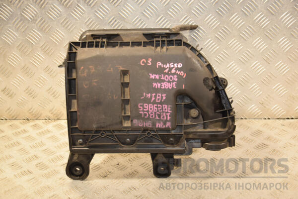 Корпус повітряного фільтра Citroen C3 Picasso 1.6hdi 2009-2016 9673061080 438807 euromotors.com.ua