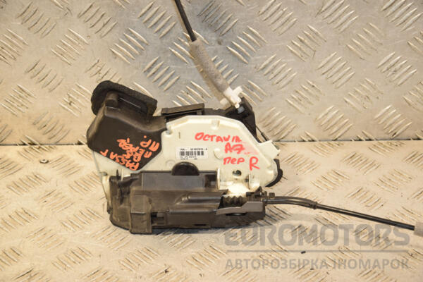 Замок двери передний правый электр 7 пинов Skoda Octavia (A7) 2013-2020 5E1837016A 438885 euromotors.com.ua