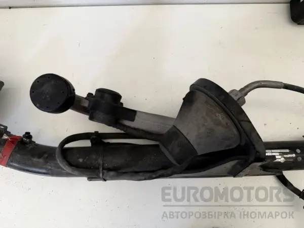 Буксировочный крюк Mercedes GLA-Class 2.2 CDI (X156) 2013 A1563100100 it-16889 Дизель - 5