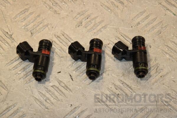 Форсунка бензин електрична Skoda Fabia 1.2 12V 2007-2014 03E906031A 441265 euromotors.com.ua