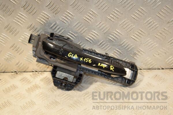 Ручка двери наружная передняя правая Mercedes GLA-Class (X156) 2013 441779 euromotors.com.ua