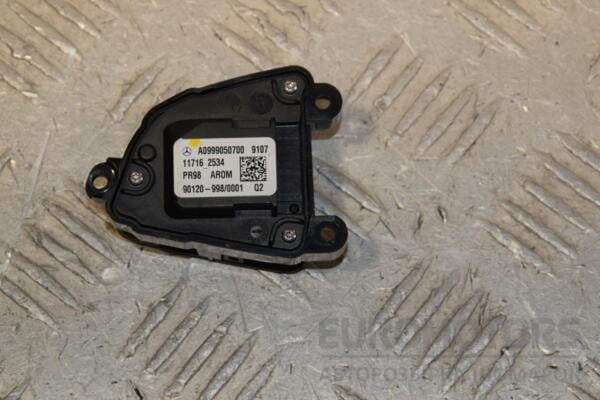 Кнопки руля правые Mercedes GLA-Class (X156) 2013 A0999050700 441801 - 2
