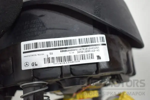 Подушка безопасности рулевого колеса Mercedes GLA-Class 2.2 CDI (X156) 2013 A0008600800 it-16928 Дизель - 4