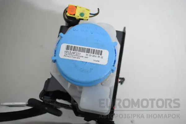 Задний левый ремень безопасности Mercedes GLA-Class 2.2 CDI (X156) 2013 A1768600585 it-16931 Дизель - 2
