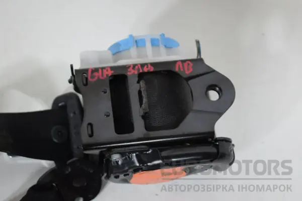 Задний левый ремень безопасности Mercedes GLA-Class 2.2 CDI (X156) 2013 A1768600585 it-16931 Дизель - 3