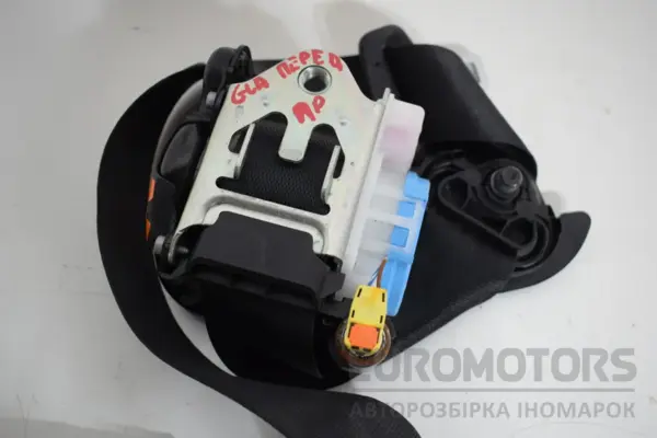 Передній правий ремінь безпеки Mercedes GLA-Class 2.2 CDI (X156) 2013 A1768600285 it-16934 Дизель - 4