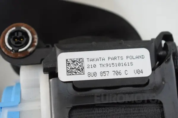 Передній правий ремінь безпеки Audi Q3 2.0tdi 2012 8U0857706C it-16993 Дизель - 2