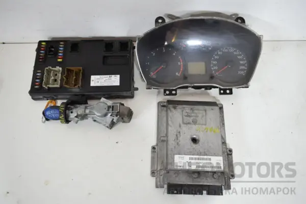 Блок управления двигателем (полный комплект зажигания) Ford Transit 2.4 TDCI 2006-2013 8C1112A650DL it-17020 Дизель euromotors.com.ua