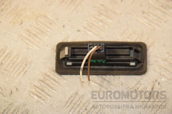 Кнопка открывания крышки багажника наружная Skoda Yeti 2009 5E0827566 443521 - 2