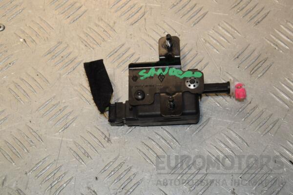 Активатор замка крышки багажника Renault Sandero 2007-2013 8200754083 443639 euromotors.com.ua
