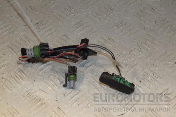 Кнопка открывания крышки багажника наружная Opel Meriva (B) 2010-2017 13422271 443948 euromotors.com.ua