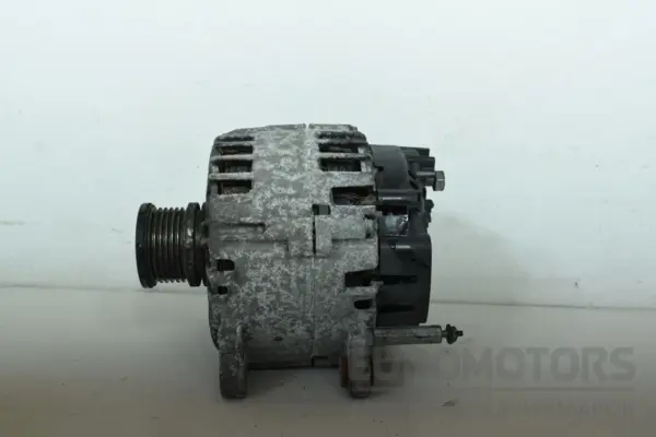 Генератор Audi Q3 2.0tdi 2012 03L903023L it-17042 Дизель - 2