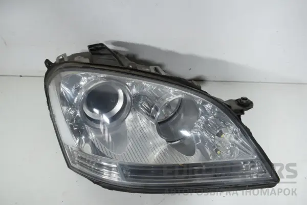 Ліва фара Mercedes M-Class 3.0 D (W164) 2005-2011 A1648205461 it-17048 Дизель - 2