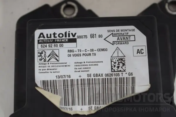 Блок управления подушкой безопасности Peugeot 308 1.6 hdi (T9) 2013-2021 9807568180 it-17094 Дизель - 2